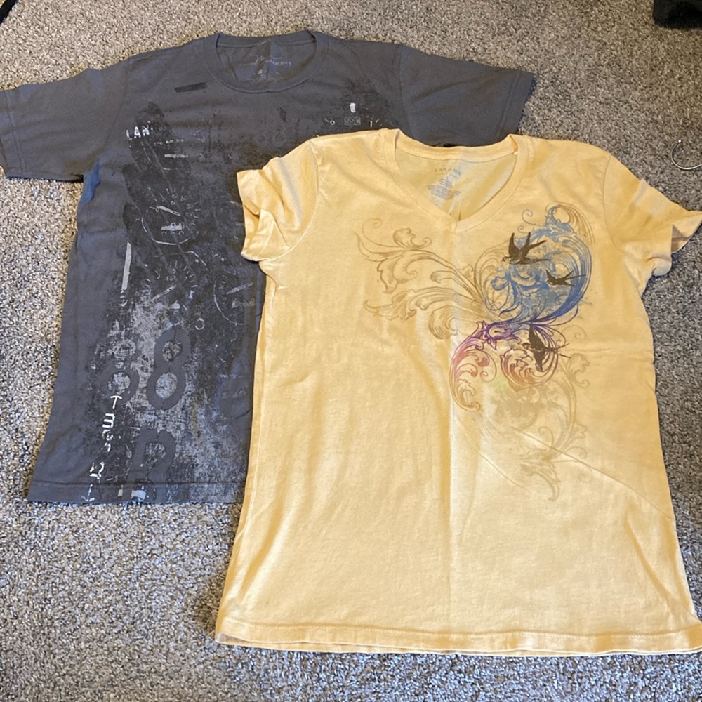 Marc Anthony Gray T-Shirt and Sonoma yellow Tshirt